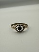 8 Karat Guld ring med sort sten Vægt 1 gram Ring str. 53Stemplet KL KL