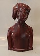Unika - Kvindebuste af Helge Christoffersen i okseblodsglasur 40 x 22 x 12 cm  Signeret HC. ...
