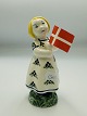 Pige Figur Marselis Alumina Denmark Pige som kan holde et flag eller andet. H: 13,5cm B: ...