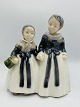 Royal Copenhagen Amagerpiger figur, den ene bærer en indkøbskurv Modelnr: ...