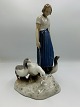 Bing og Grøndahl Figur - GåsepigeModelnr.: 2254Designer: Axel LocherH.:25 cm B.: ...