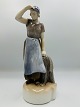 Bing og Grøndahl Figur - Kvinde med fiskenet Modelnr.: 2036Designer: Axel Locher ...