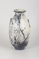 Svend Hammershøi for Kähler, vase.Stor vase i keramik med klassisk balusterform, små ...