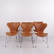 Sæt af seks Syver stole designet af Arne Jacobsen og fremstillet af Fritz Hansen. Stolene er den ...