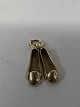 Et par sko Vedhæng/Charms i 14 karat guld.Højde: 1,8 cm.