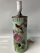 Kinesisk bordlampe med lyserøde blomster, grønne blade, ...