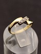 14 karat guld ring med små diamanter