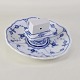 Tændstikholder på fast fod i kongeligt porcelæn fra stellet Musselmalet riflet. Nr. ...