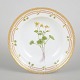 Royal Copenhagen, Flora Danica dyb tallerken.Dyb tallerken fra Flora Danica-stellet i ...
