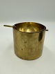 Arne Jacobsen. Stelton askebæger af messing