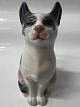 Dahl Jensen figur, Siddende kat.Dekorationsnummer 1329.1. sortering.Højde 9,5 ...