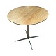 Arne Jacobsen cafebord med teakplade – Fritz Hansen