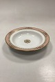 Royal Copenhagen Stel 594 Dyb Tallerken No. 9049Slid på guldkant kan forekommeDiameter 23 cm ...