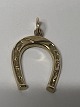 14 karat guld. Hestesko. Charms / Vedhæng.Højde 2,6 cm.