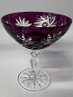 Rømer Glas Likør skål Aubergine.Højde 9,5 cm.Diameter 8,2 cm.Pæn og velholdt stand