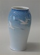 1 stk på lager
Bing & 
Grøndahl 
Mågestel uden 
guldkant. 201 
Vase 14 cm 
(678) I hel og 
fin stand
