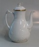 Bing & Grøndahl 
Hartmann 091 a 
Stor kaffekande 
 26 cm 1 l 
(301) Hvidt 
porcelæn med 
...