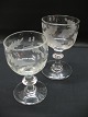 Egeløvs glas 
fra slutningen 
af 1800 tallet. 
Højde fra 
8,5-10,3-11,2 
cm. Fra kr 550.