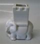 Bing & Grondahl 
Stoneware B&G 
2128 Elephant 
with Howdah  9 
x 8 cm. In nice 
and mint 
condition ...