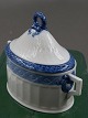 Blå Vifte porcelæn. Stor, oval sukkerskål med låg og hanke eller bonbonniere