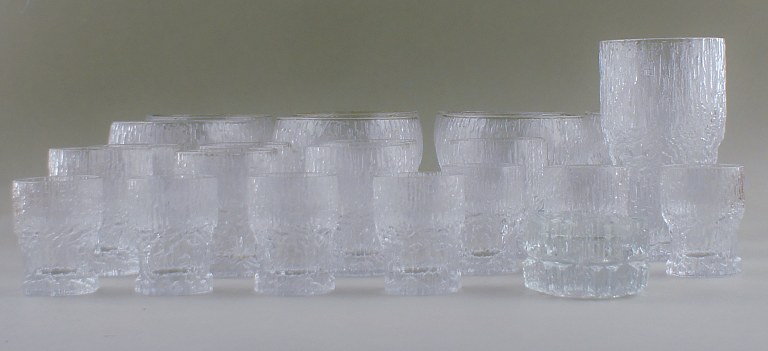 Iittala Ultima Thule glas-service, moderne finsk glas, designet af Tapio 
Wirkkala.