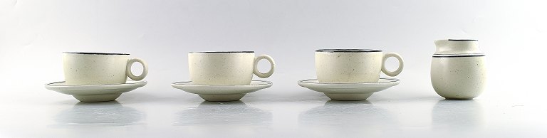 Stig Lindberg (1916-1982), Gustavsberg. 3 sets "Birka" coffee cups and a cream 
jug in hand painted stoneware.