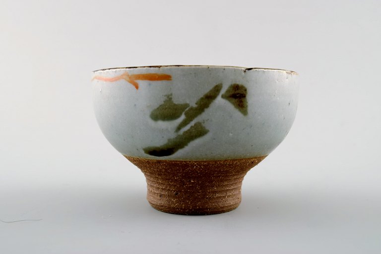 Erik Reiff for Royal Copenhagen.
Unique ceramic bowl. 1960 / 70s.