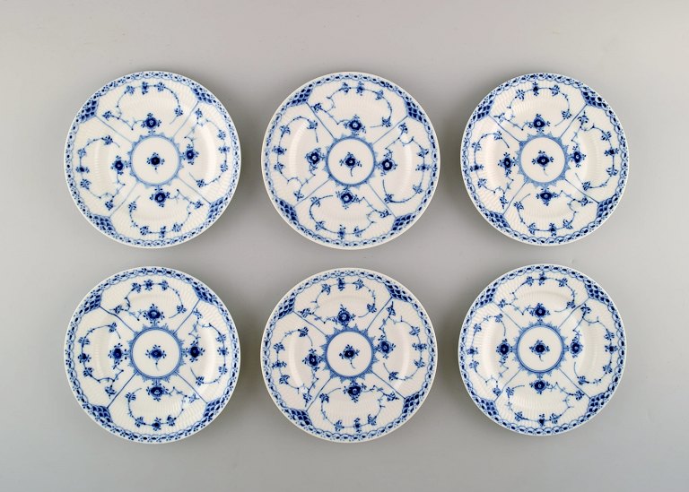 Royal Copenhagen. Royal porcelain Blue Fluted half lace, 6 plates.
