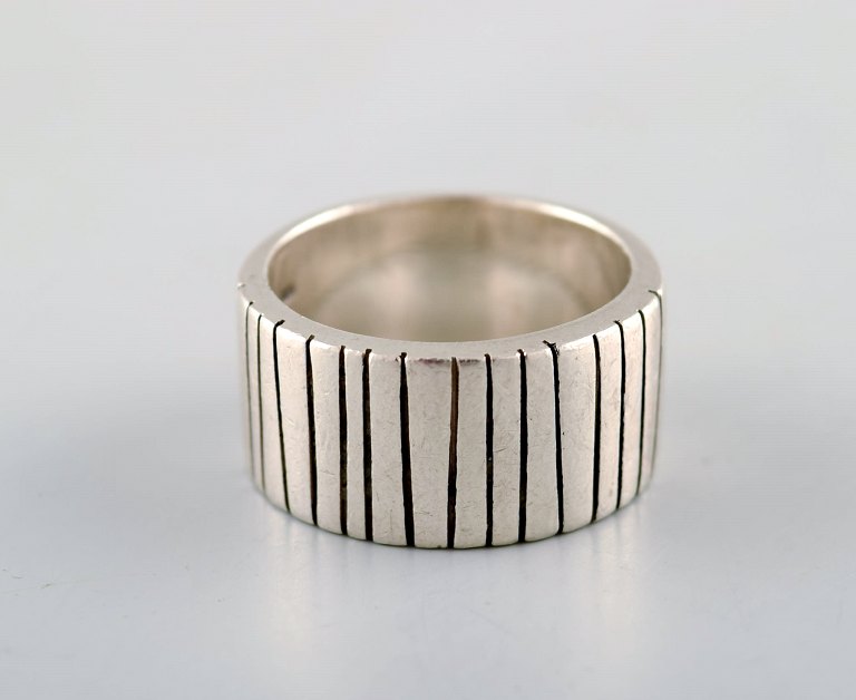 Swedish modernist ring in sterling silver. 1960