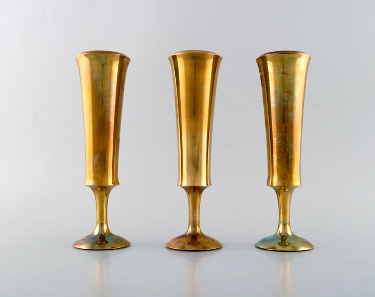 Skandinavisk design. Tre vaser i messing. 1960