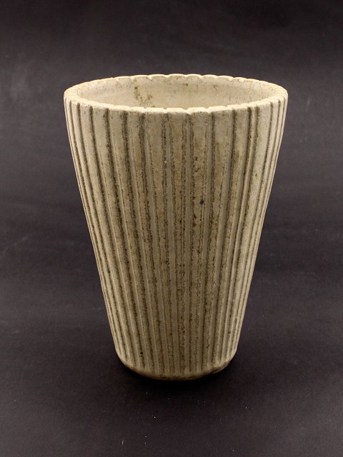 Arne Bang stentøjs vase