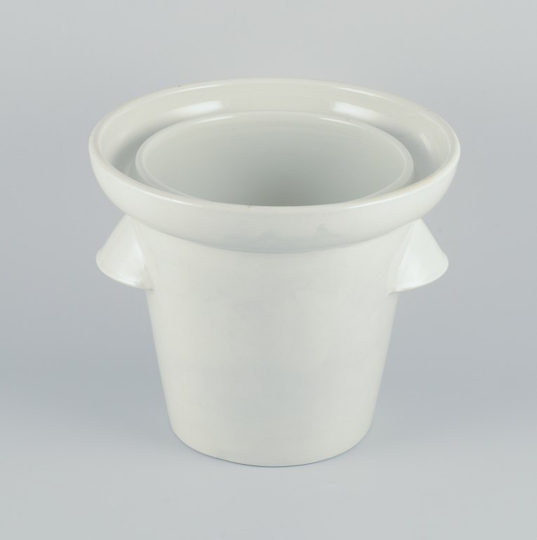 Gustavsberg, large "Granit" champagne cooler in white porcelain. For magnum bottle.