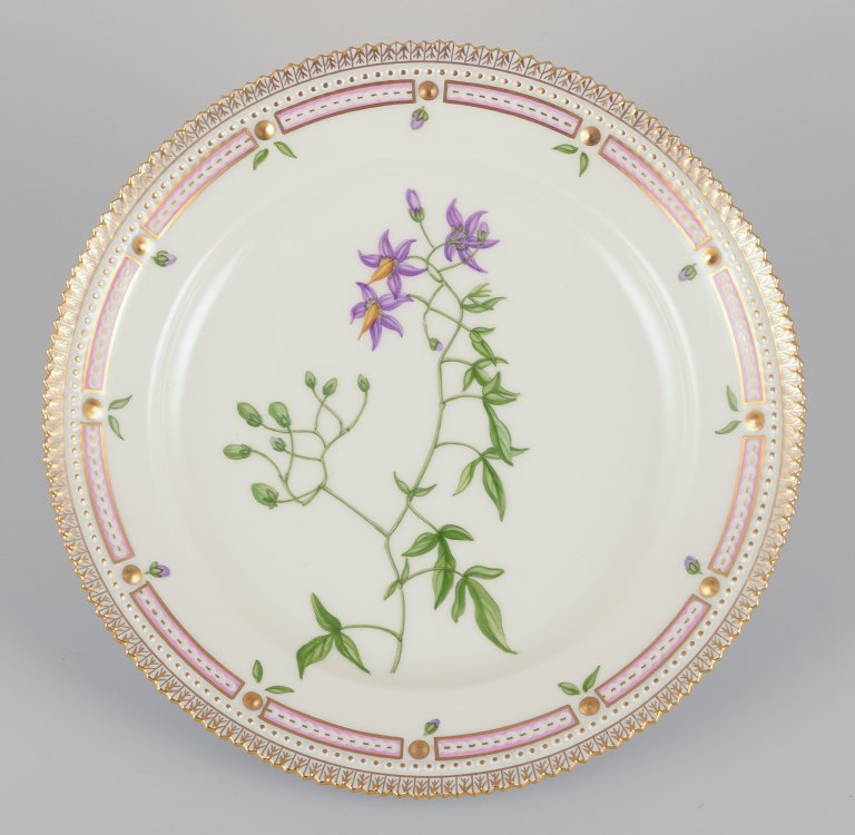 Royal Copenhagen Flora Danica lunch plate.