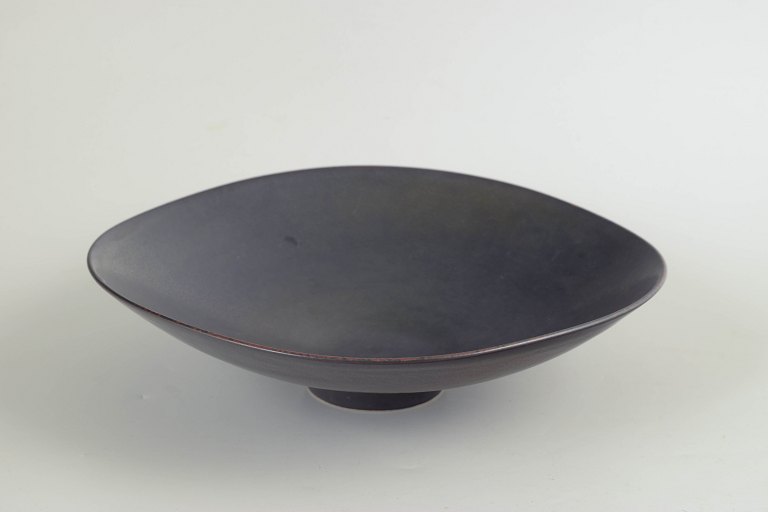 Carl-Harry Stålhane for Rörstrand, large bowl.