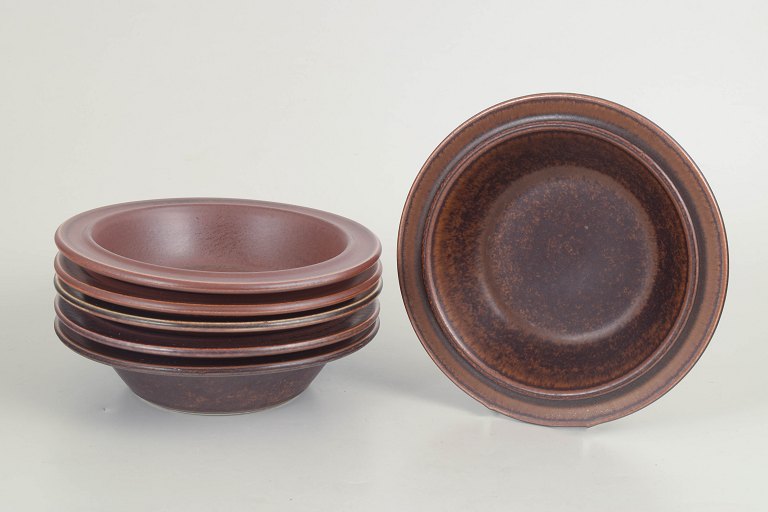 Ulla Procopé for Arabia, Ruska deep plates, set of 6.