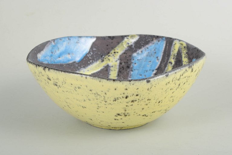 Guido Gambone for Bitossi, bowl.