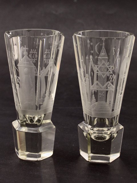 Frimurer glas med mange symboler