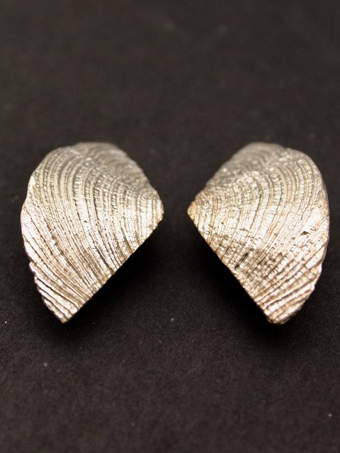 Sterling silver ear clip 