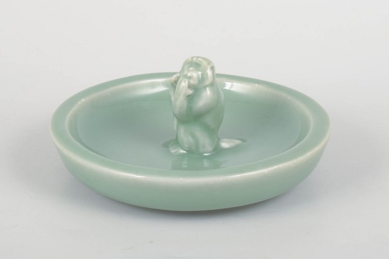Knud Kyhn for Royal Copenhagen, skål med abe.